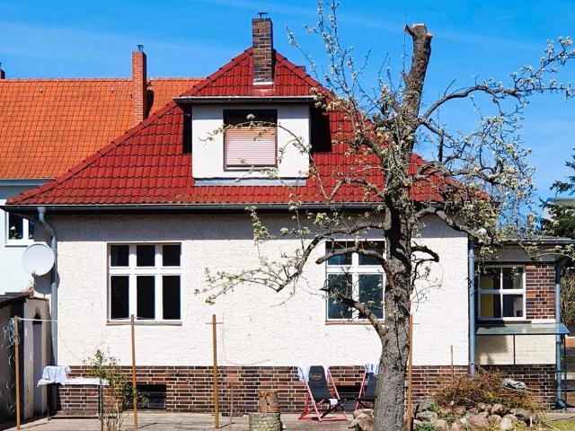 Einfamilienstadthaus mit Einliegerwohnung mitten im Stadtzentrum