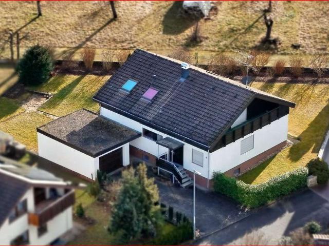 Einfamilientraum in Feldrandlage
