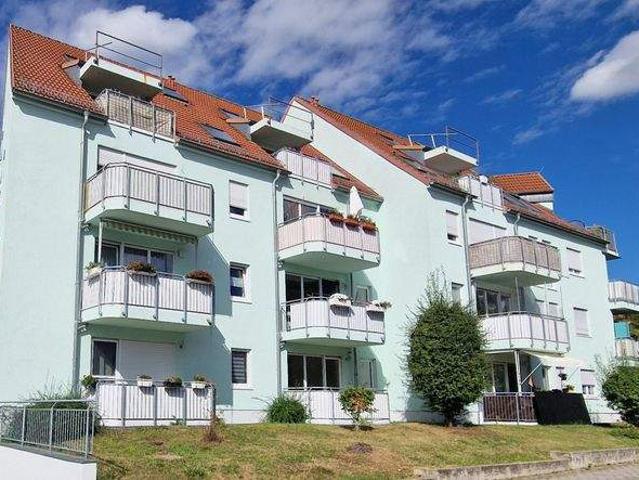 schã¶ne 2 raum wohnung mit potenzial!