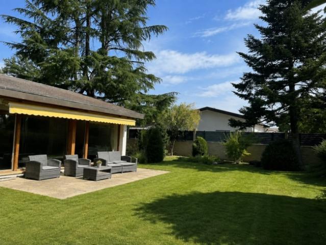 Eingeschossiges Haus zu renovieren – großes Potenzial