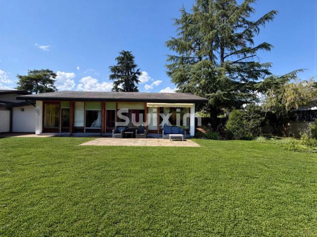 Eingeschossiges Haus renoviert in Confignon