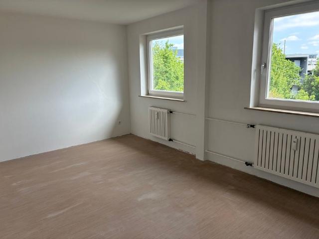 Einladende und top modernisierte 2,5 Zimmer Wohnung mit Wohlfühlfaktor