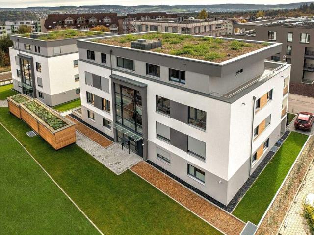 Einmalige Gelegenheit: Moderne und schöne EG Wohnung mit 27 qm Sondernutzungsrecht am Garten in der Waldsiedlung Calw Wimberg