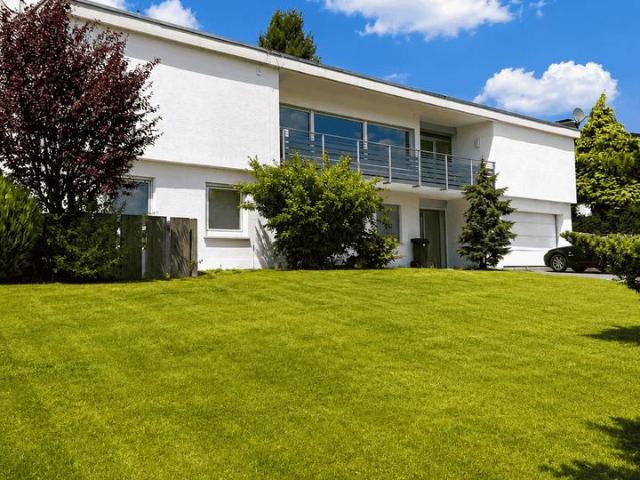 Einmaliger Designer Bungalow mit eingewachsenem Garten – Bestlage