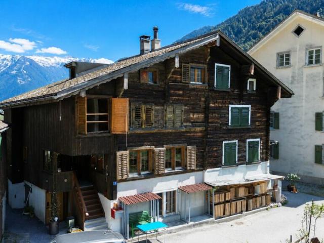 Einmaliges Bijou mit Geschichte 320 jähriger Strickbau, 5 Zimmer & Bergblick