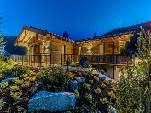Einmaliges Luxus Chalet in Naturlage mit begehrter Teil Freizeitwohnsitzwidmung