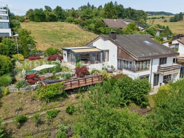 Einmaliges 6.5 Einfamilienhaus mit Panoramablick