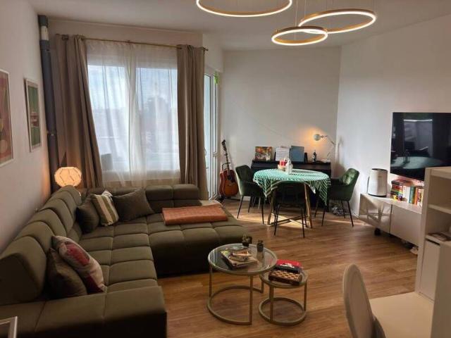Einraumwohnung direkt am Ring und Ku'damm