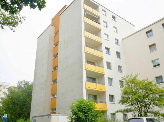 Einstieg in die gehobene Klasse. Modernes Appartement nähe Bethesda Krankenhaus