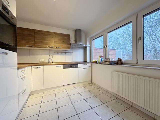 Eigennutzer aufgepasst Zentrale 4 Zimmerwohnung, nur 300m zur Innenstadt!