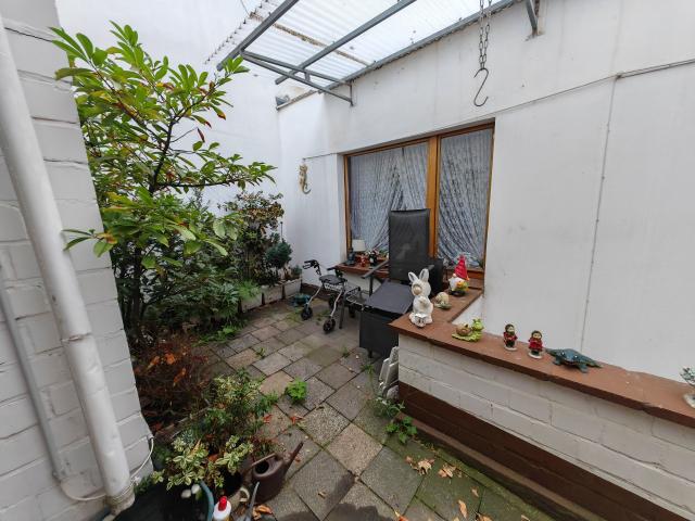 eigenes Bungalow im Herzen von Frechen City