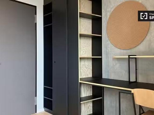 Eigenständiges Studio Apartment zur Miete im Studentenwohnheim
