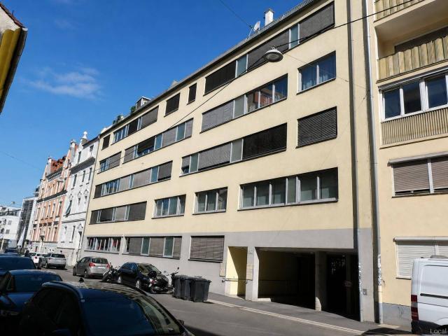 Eigentumswohnung mit Balkon und Garagenplatz