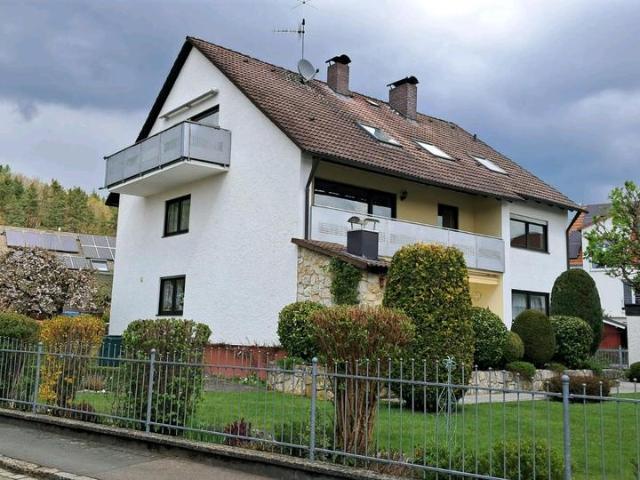 Eigentumswohnung mit Balkon und Gartenanteil in Schwarzenbruck