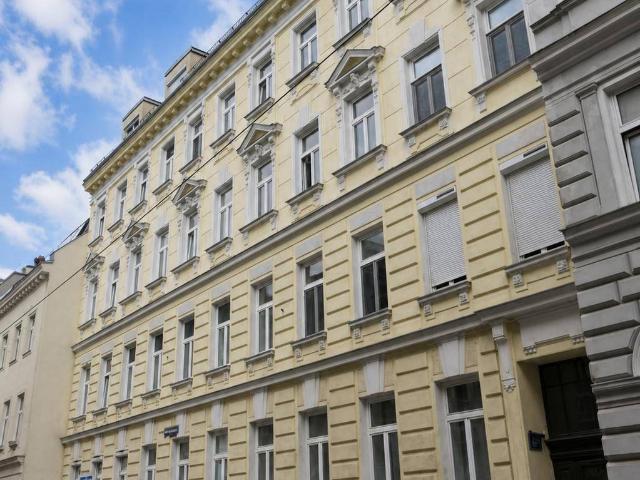 Eigentumswohnung mit Einbauküche und Keller