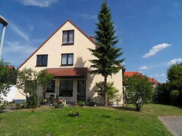 Eigentumswohnung mit Garten und Terrasse zu verkaufen!
