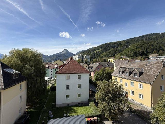 Eigentumswohnung mit südseitig verbauter Loggia