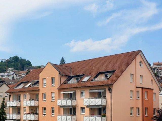 Provisionsfrei! Helle 3Z Wohnung: Südbalkon, Garage & Wärmepumpe