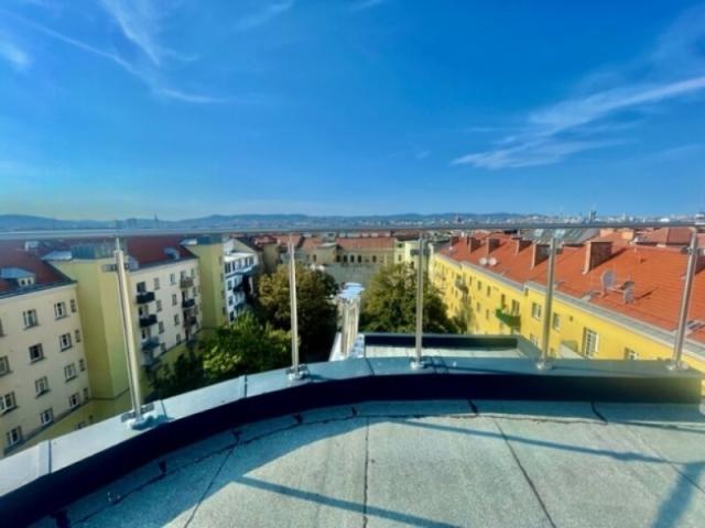 EIGENTUMSWOHNUNG Exquisite Dachgeschoß Wohnung mit 3,5 Zimmern & herrlichen TERRASSEN mit sensationellen Ausblick 1120 Wien MEIDLING!