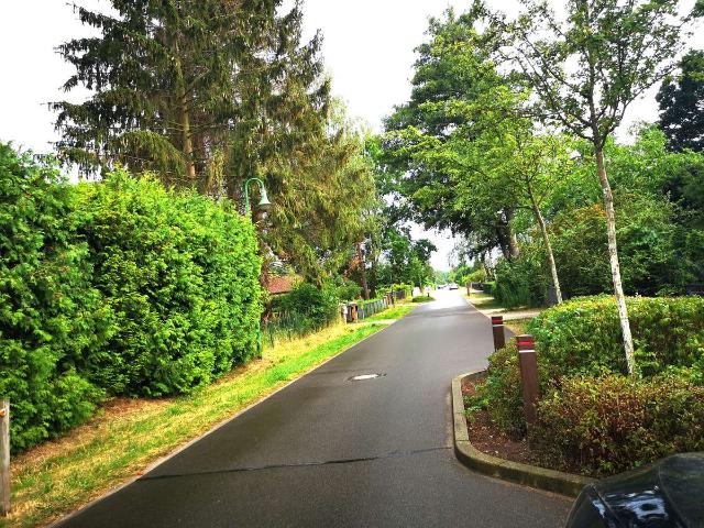 HIER IST DIE WELT NOCH IN ORNUNG WOHNEN IN SEENÄHE