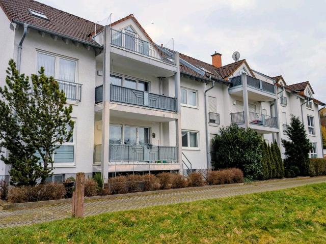 Eigentumswohnung Erdgeschoss 4 Zimmer, Balkon, Garage in Bad Ems