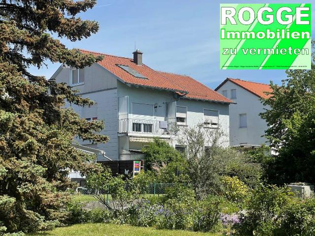 Eigentumswohnung im OG mit Garage, Stellplätze und Gartenanteil