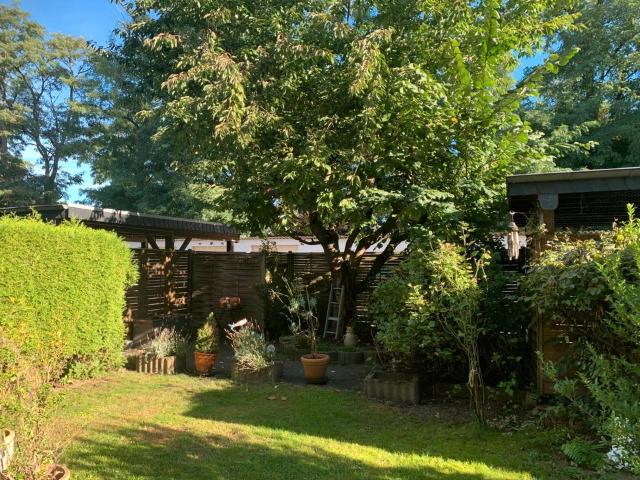 Eigentumswohnung im EG mit Garten 94m² 4 ZKDB 47804 Krefeld