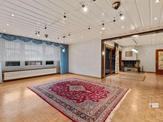 Eigentumswohnung im EG mit großem Garten + Sauna im 2 Fam. Haus unter 2.000 EURm²
