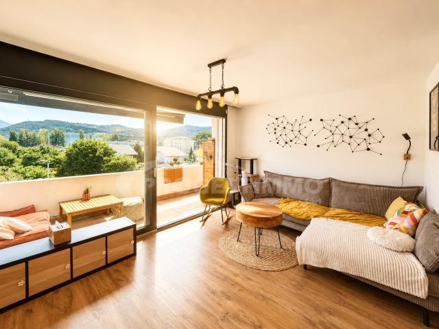SCHÖNE 3,5 ZIMMER WOHNUNG IN DER NÄHE VON ALLEN EINRICHTUNGEN