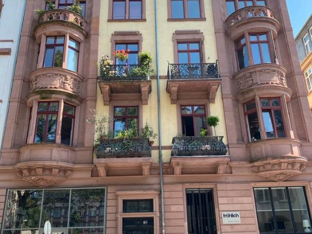 Eigentumswohnung 2ZKB mit Balkon im Bahnhofsviertel nähe Main