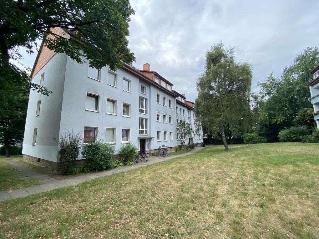 Eigentumswohnung 3 ZKBB im 2.OG Sonnenhügel provisionsfrei