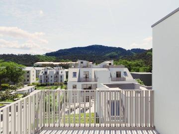 Abkühlen im hauseigenen Pool. Ihre Traumwohnung mit Terrasse oder Garten und Fernblick Nähe Maurer Wald PROVISIONSFREI !