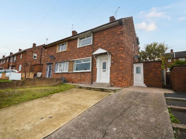 Eilam Road, Rotherham, S61 2 bed semi detached house to rent £850 pcm £196 pw