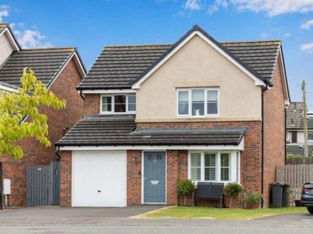 Eilston Loan, Kirkliston, 3 Bedroom Detached