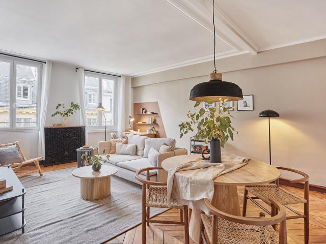 Eirene 3 bedrooms and terrace in Monnaie