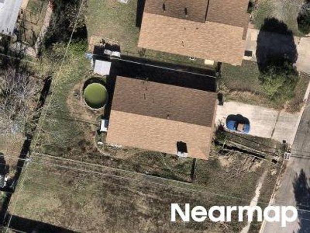 Eisenhower Dr