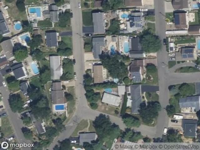 Eisenhower Dr