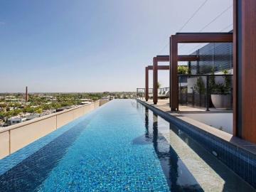 EOI: Modern 2 Bedroom 2 Bathroom Apartment in the Heart of Abbotsford