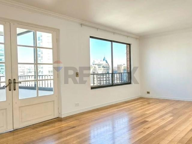 El golf: calle tranquila y conectada | 3 dormitorios por 12490.00 en Las Condes