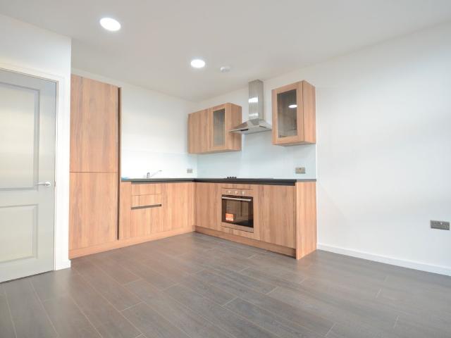 Elmwood Avenue, Feltham TW13, 1 bed flat to rent, £1,250 pcm | PrimeLocation