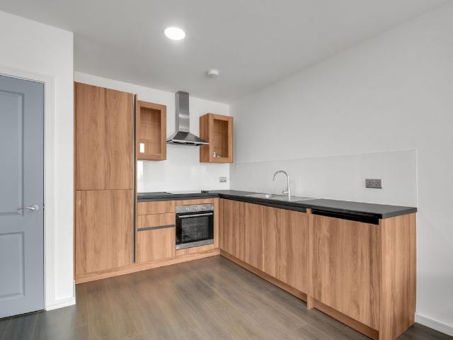 Elmwood Avenue, Feltham TW13, 1 bed flat to rent, £1,350 pcm | PrimeLocation