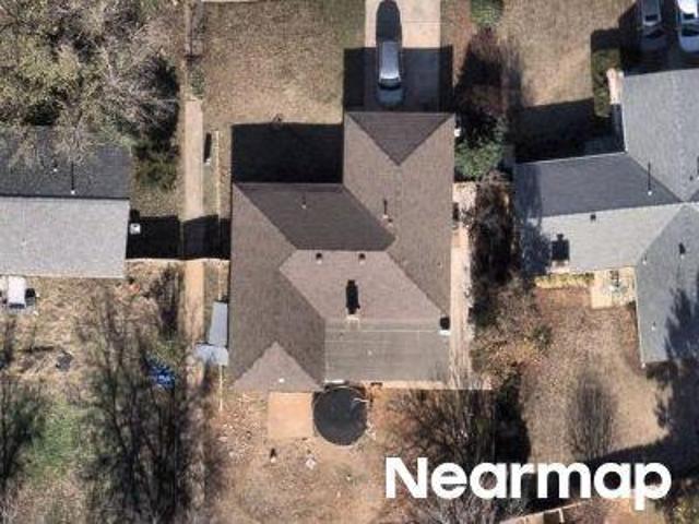 Elmwood Dr