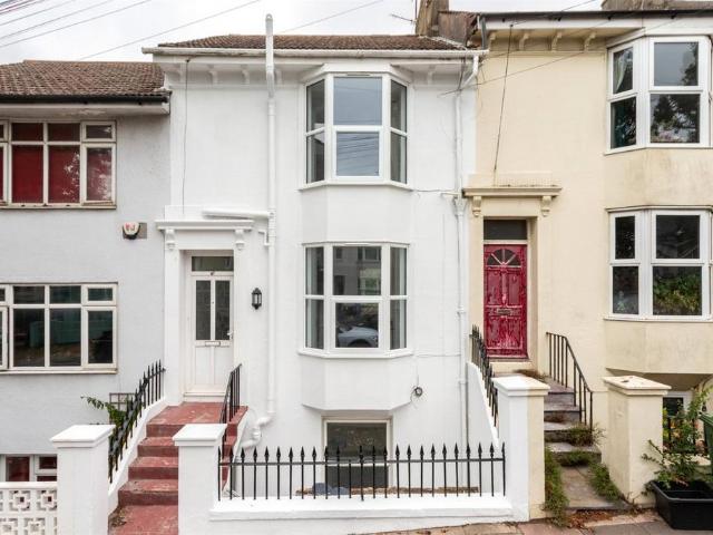 Elm Grove, Brighton BN2 1 bed apartment to rent £1,250 pcm £288 pw