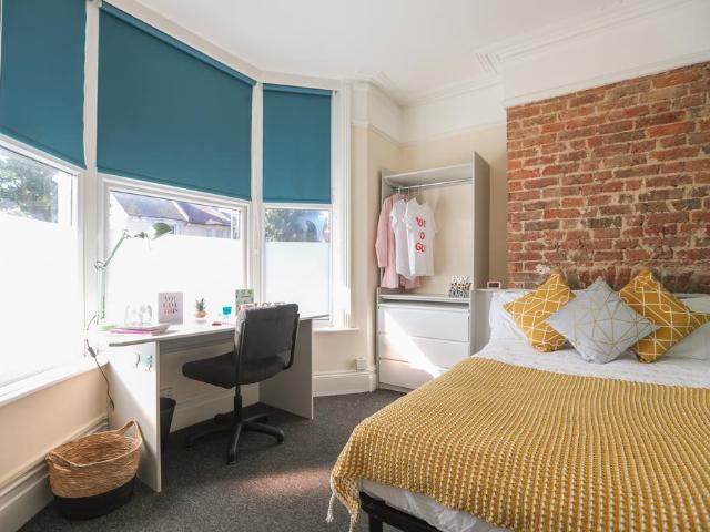 Elm Grove, Brighton BN2 1 bed house of multiple occupation to rent £962 pcm £222 pw