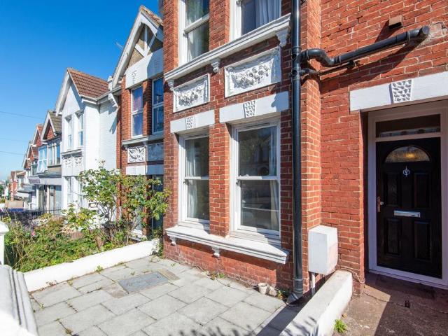 Elm Grove, Brighton BN2 5 bed house to rent £628 pcm £145 pw