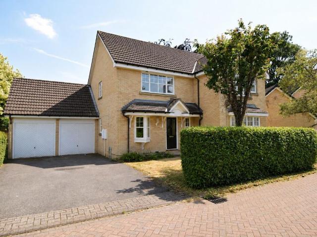 Elm Grove, Horbury, Wakefield WF4, 4 bed detached house to rent, £1,695 pcm | PrimeLocation