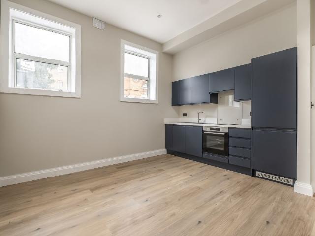 Elm Grove Road, London SW13, 1 bed flat to rent, £1,900 pcm | PrimeLocation