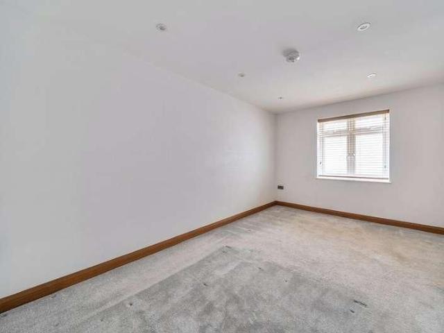 Elm Dene, Elmgrove Road, Weybridge, KT13