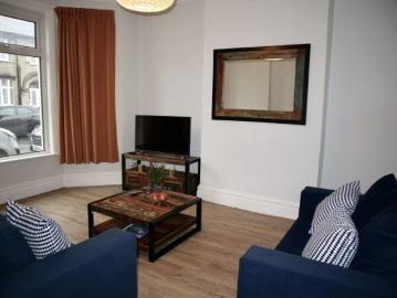 Elm Hall Drive, Mossley Hill, Liverpool L18, 5 bed shared accommodation to rent, £498 pppm | PrimeLocation