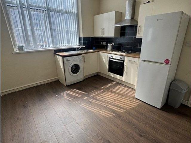 Elm St, Burnley BB10, 1 bed flat to rent, £520 pcm | PrimeLocation